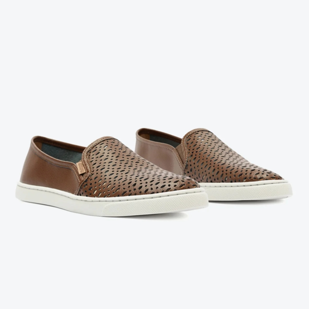 ZAPATO CERRADO DE TACÓN PLANO