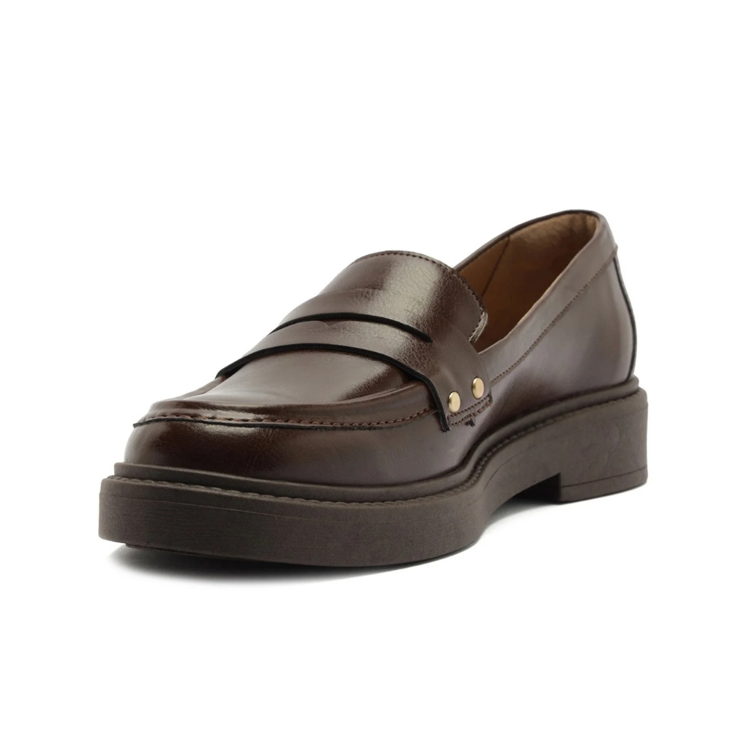 ZAPATO CERRADO DE TACÓN BAJO
