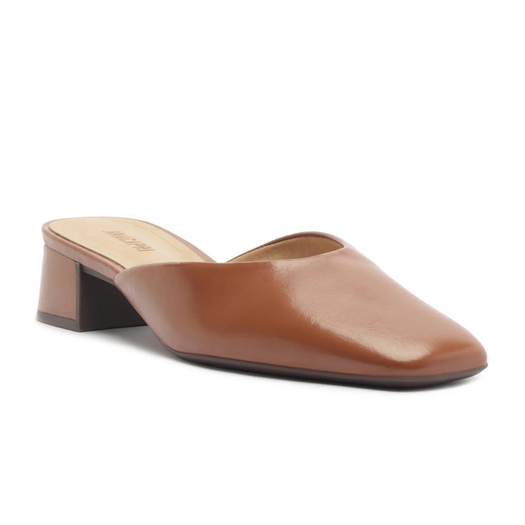 ZAPATO CERRADO DE TACÓN BAJO
