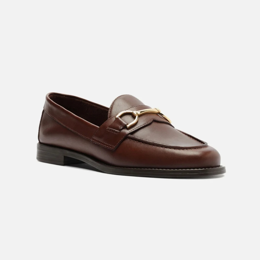 ZAPATO CERRADO DE TACÓN PLANO