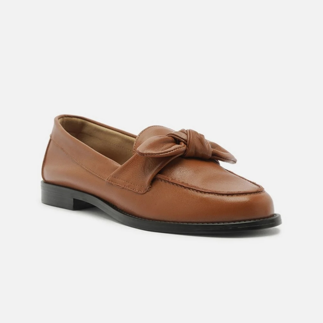 ZAPATO CERRADO DE TACÓN PLANO