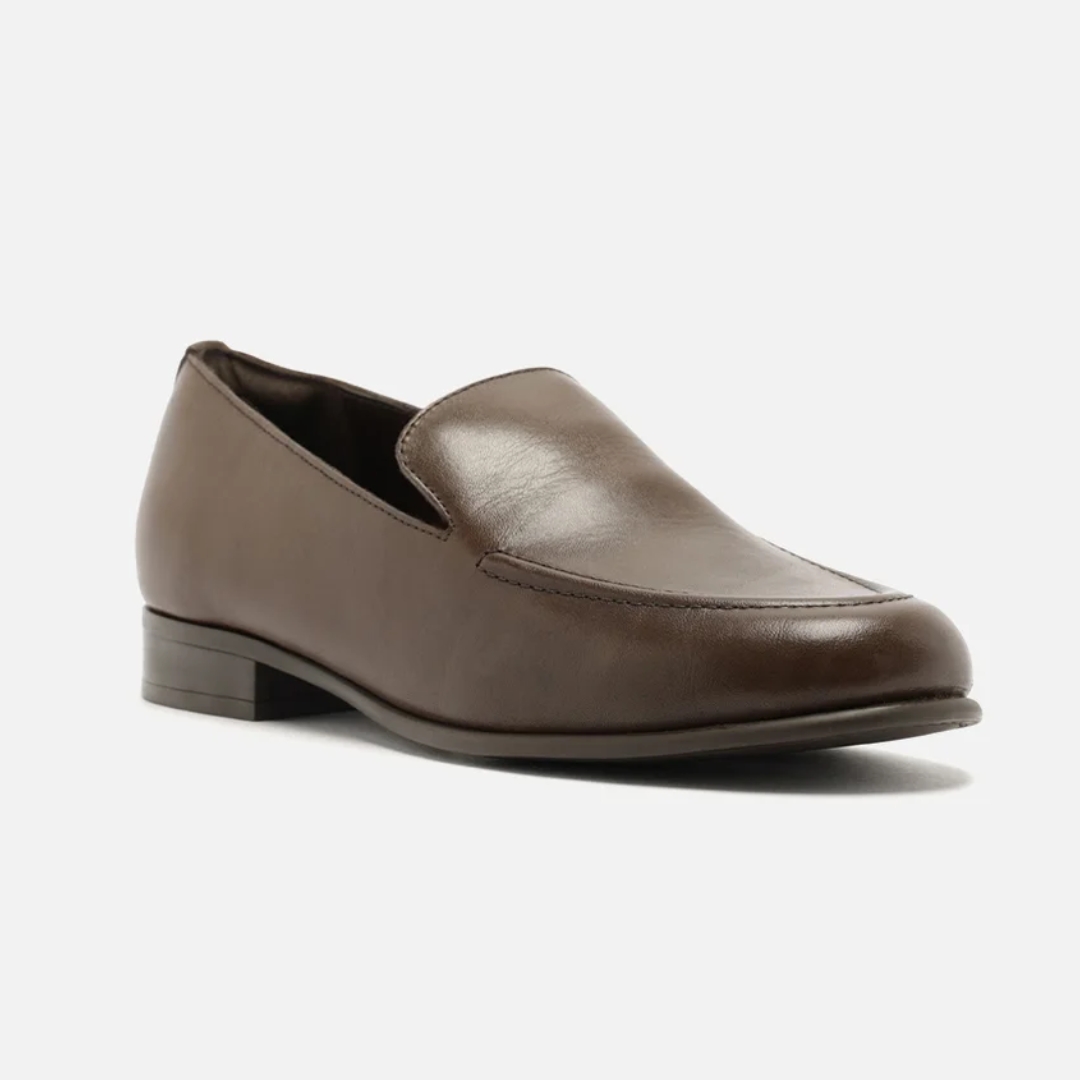 ZAPATO CERRADO DE TACÓN PLANO