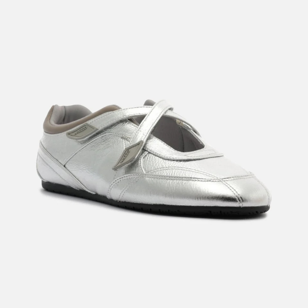 ZAPATO CERRADO DE TACÓN PLANO