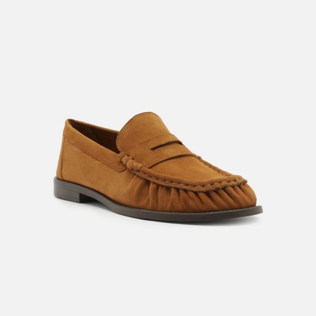 ZAPATO CERRADO DE TACÓN PLANO