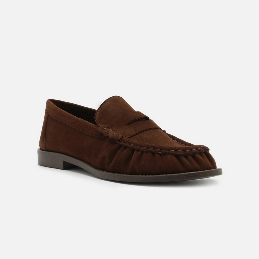 ZAPATO CERRADO DE TACÓN PLANO