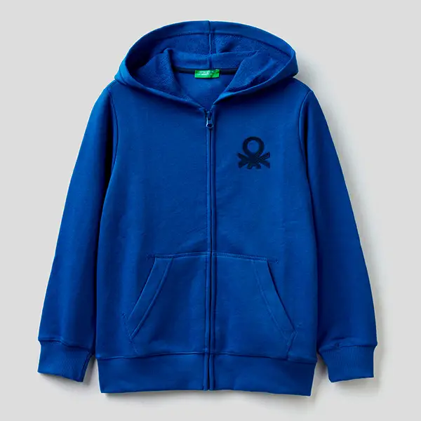 CHAQUETA CON CAPUCHA