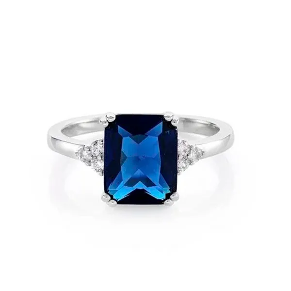 Sapphire Baguette With Crystal Detailed Shoulders