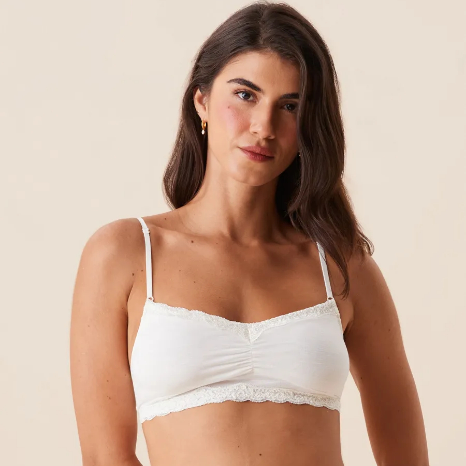 Suti? Top Com Bojo Remov?vel Em Modal E Detalhe Em Renda