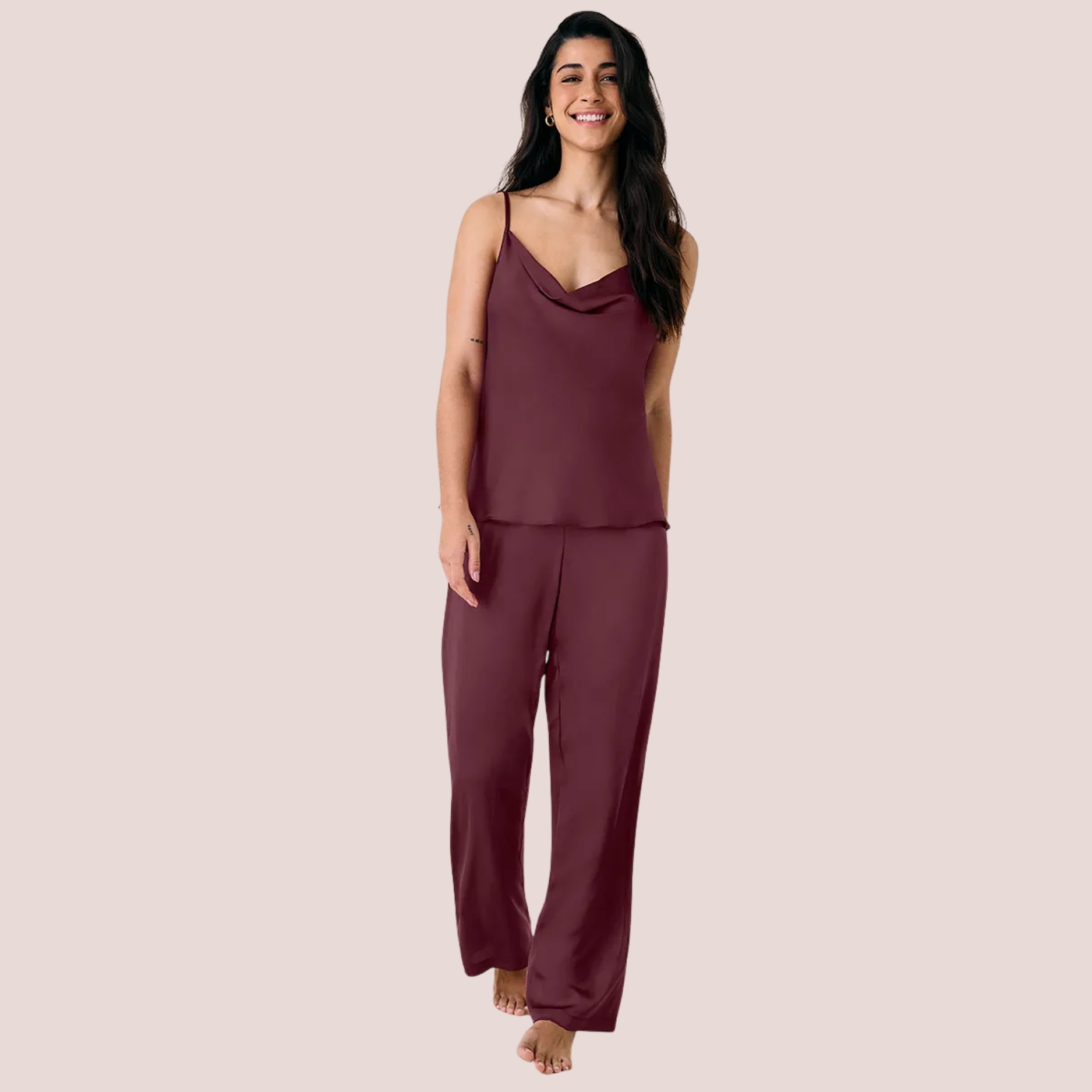 PIJAMA LONGO ALÇAS FINAS EM CETIM GRACE