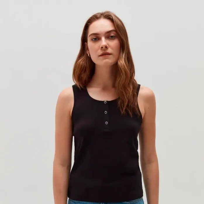WOMEN'S TOP