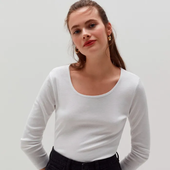 WOMEN'S T-SHIRT