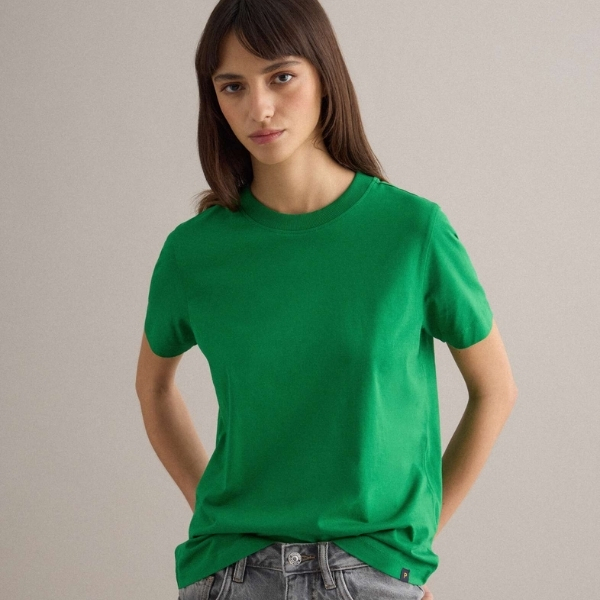 WOMEN'S T-SHIRT