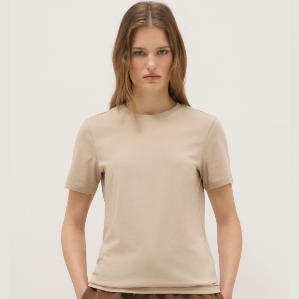 WOMEN'S T-SHIRT