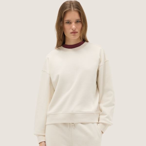 WOMEN'S SWEATSHIRT