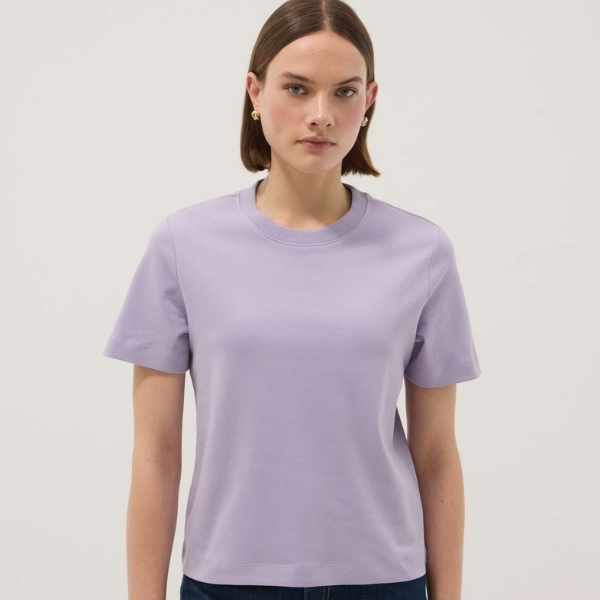 WOMEN'S T-SHIRT