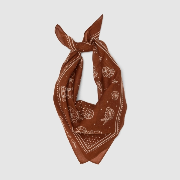 WOMEN'S SCARVES