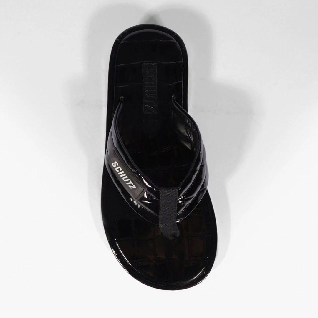 Chinelo Zoe Couro