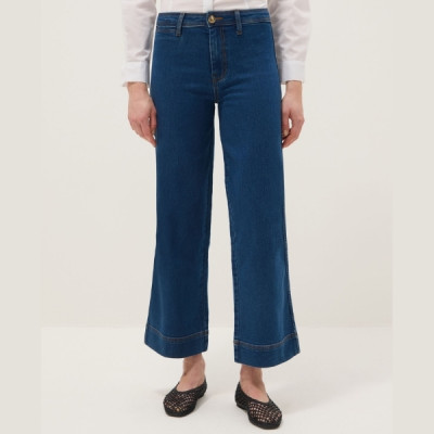WOMEN'S JEANS