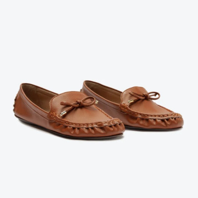 ZAPATO CERRADO DE TACÓN PLANO