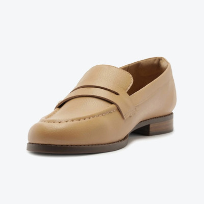 ZAPATO CERRADO DE TACÓN BAJO