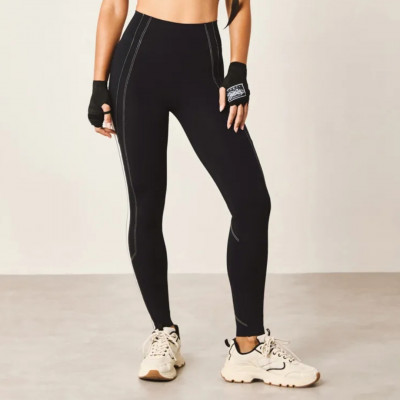 CALÇA LEGGING RECORTES CORTE A FIO