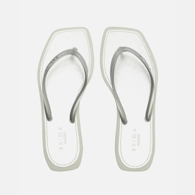 SANDALIA DE TACÓN PLANO